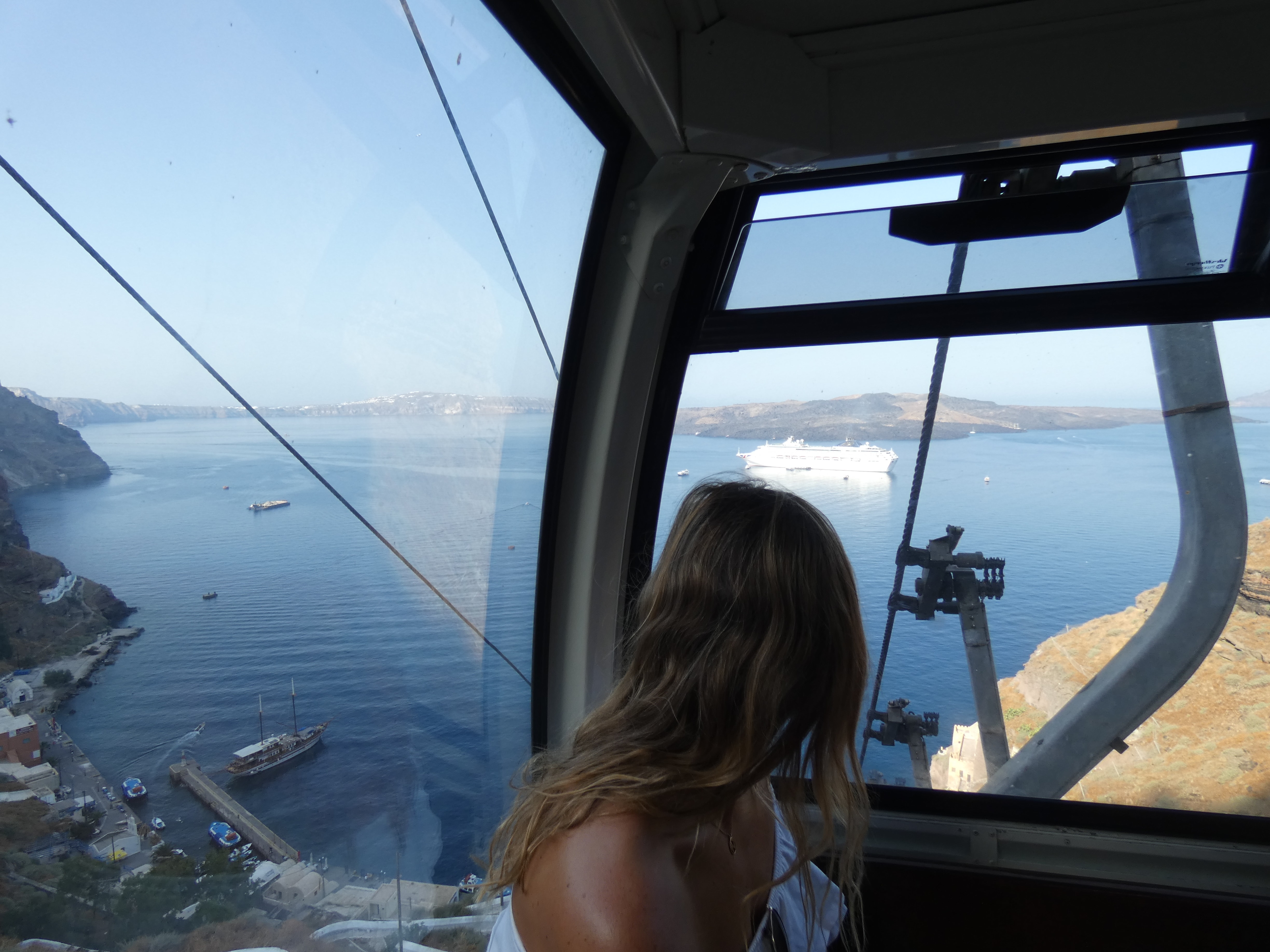 santorini travel guide. things to do santorini, santorini, santorini weather, santorini airport, santorini hotels, oia santorini, red beach santorini, santorini sunset